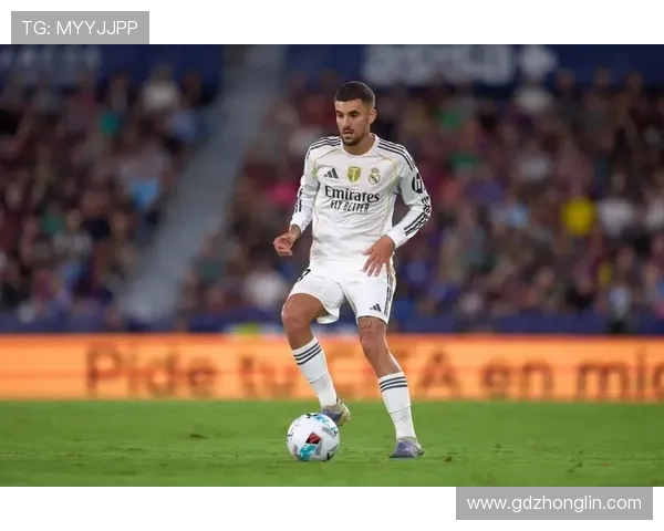 皇马官宣塞瓦略斯右腿伤情未明